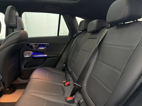 Certified 2026 Mercedes-Benz GLC 300 image 19