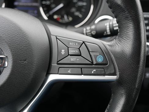 Used 2019 Nissan Rogue Sport SL AWD/4WD image 30