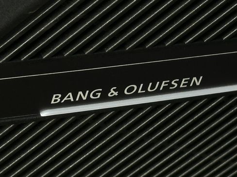 Used 2023 Audi SQ5 Premium Plus w/ Premium Plus Package image 6