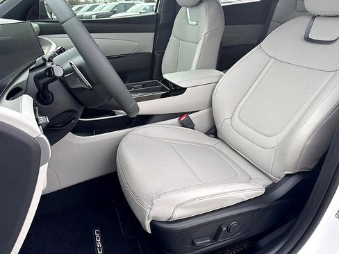 New 2026 Hyundai Tucson Limited image 8