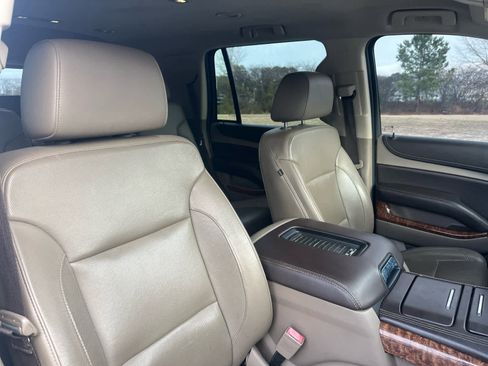 Used 2019 Chevrolet Tahoe Premier image 19
