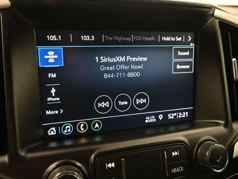 Used 2020 GMC Terrain SLE w/ Driver Convenience Package FWD image 18