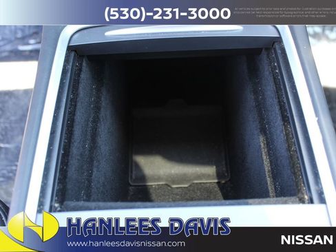Used 2021 Tesla Model Y Long Range AWD/4WD image 21