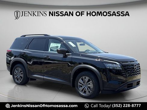 New 2026 Nissan Pathfinder SV w/ Cargo Package FWD image 1