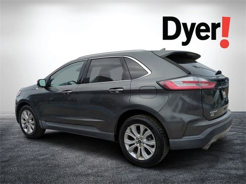 Used 2019 Ford Edge Titanium image 6