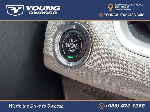 Used 2024 Chevrolet TrailBlazer LT w/ LT Cold Weather Package FWD image 14