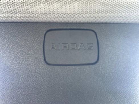 Used 2023 Chevrolet Malibu LT image 30