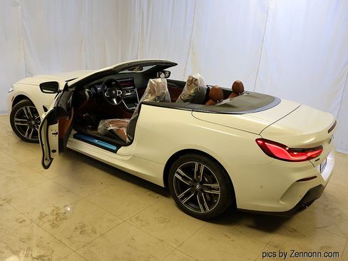 New 2026 BMW 840i xDrive Convertible w/ Comfort Seating Package image 11