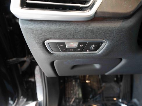 Used 2023 BMW X5 xDrive40i w/ Premium Package AWD/4WD image 11