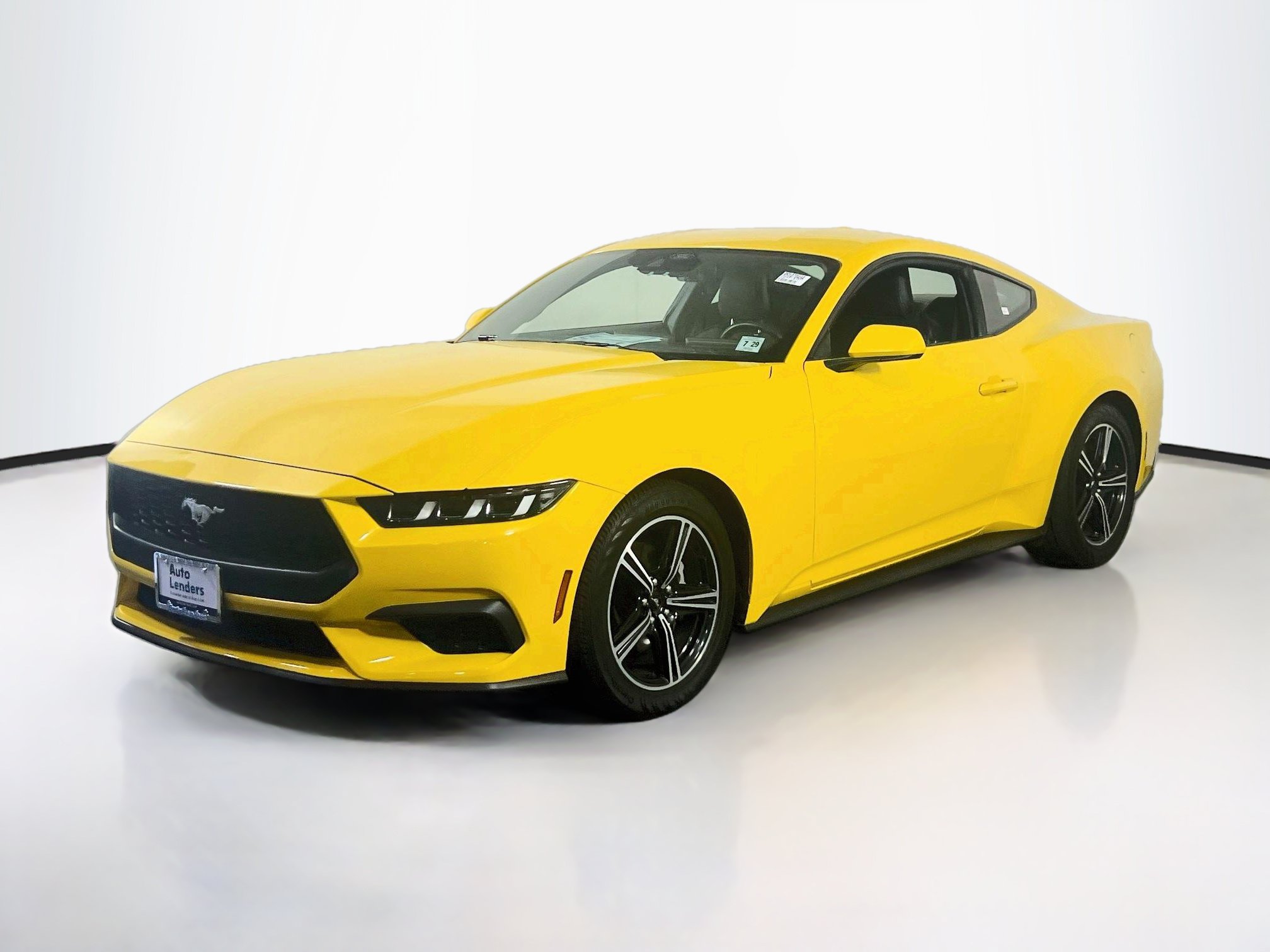 Used 2024 Ford Mustang Coupe RWD image 1