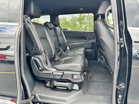 Used 2023 Honda Odyssey Sport image 13