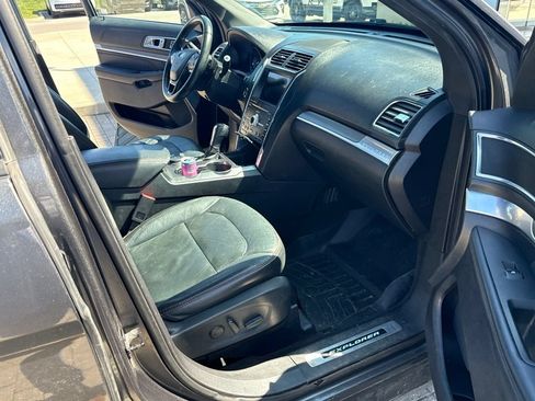 Used 2019 Ford Explorer Sport w/ Equipment Group 401A AWD/4WD image 20
