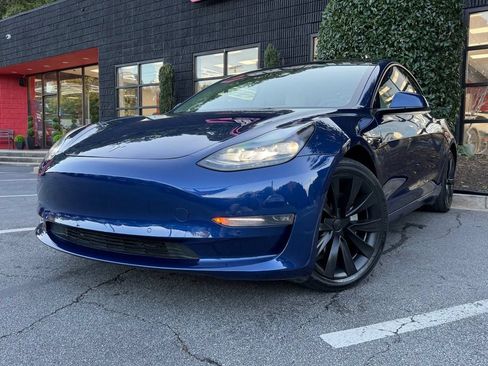 Used 2022 Tesla Model 3 Long Range AWD/4WD image 2