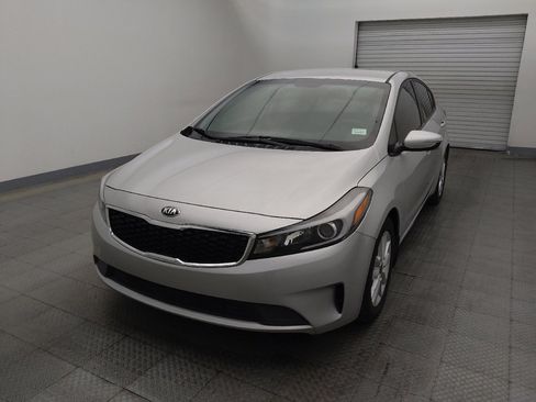 Used 2017 Kia Forte LX w/ LX Popular Package FWD image 15
