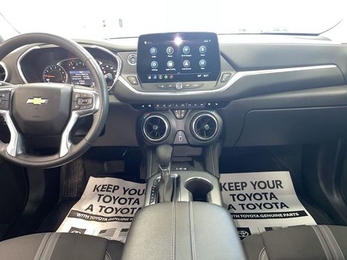 Used 2024 Chevrolet Blazer LT w/ Convenience Package image 11