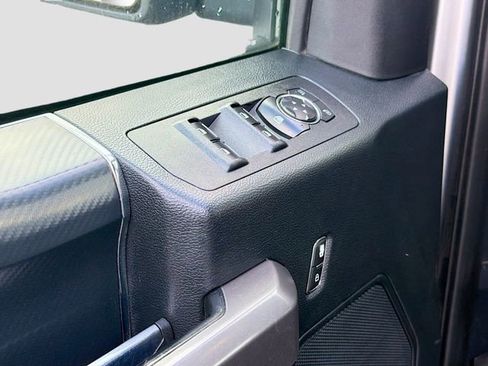 Used 2020 Ford F150 XLT w/ Equipment Group 302A Luxury AWD/4WD image 23
