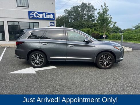 Used 2018 INFINITI QX60 Luxe w/ Deluxe Technology Package AWD/4WD image 8