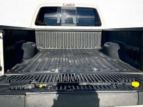 Used 2016 Ford F250 Platinum w/ FX4 Off-Road Package image 8