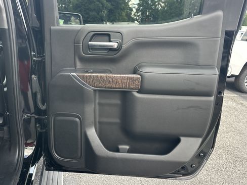 Used 2019 GMC Sierra 1500 Denali w/ Denali Ultimate Package AWD/4WD image 17