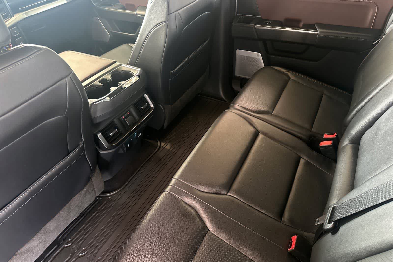 Used 2023 Ford F150 Lariat w/ Equipment Group 502A High AWD/4WD image 4
