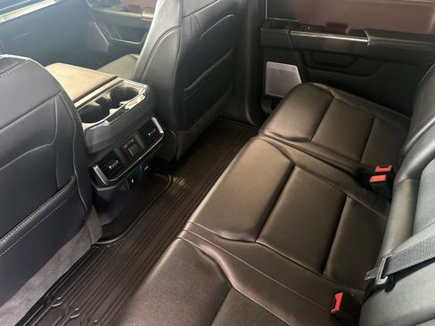 Used 2023 Ford F150 Lariat w/ Equipment Group 502A High AWD/4WD image 4