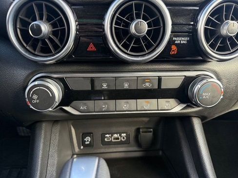 Used 2025 Nissan Sentra SV image 24