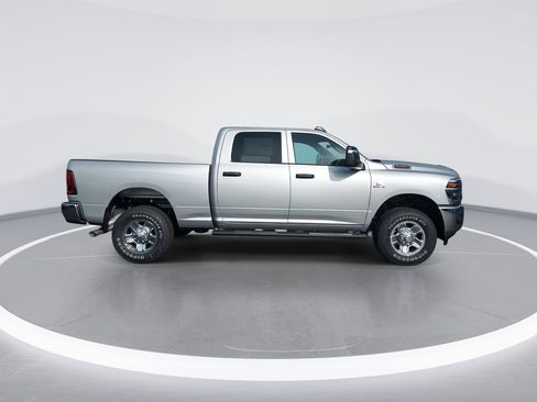 New 2026 RAM 2500 Tradesman AWD/4WD image 9