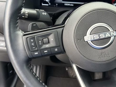 Used 2024 Nissan Pathfinder Platinum FWD image 29