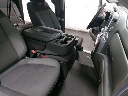 Used 2022 GMC Sierra 1500 SLE image 10