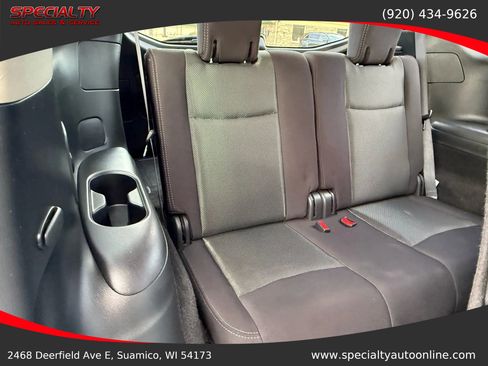 Used 2020 Nissan Pathfinder S image 25