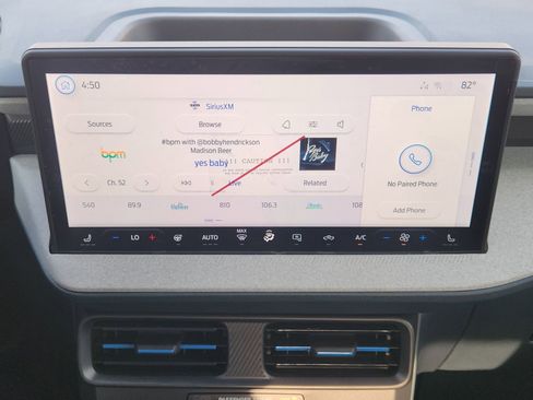 New 2025 Ford Maverick XLT w/ XLT Luxury Package image 16