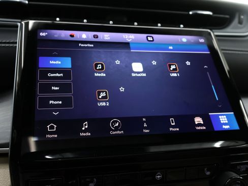 Used 2023 Jeep Grand Cherokee Limited image 59