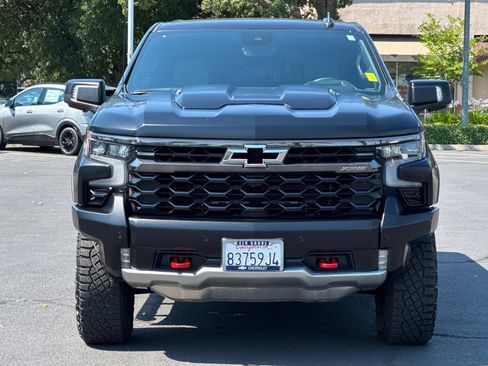 Used 2025 Chevrolet Silverado 1500 ZR2 w/ Technology Package AWD/4WD image 8
