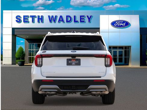 New 2026 Ford Explorer Platinum w/ LUX Leather Package image 5