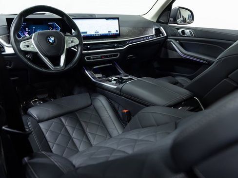 Used 2024 BMW X7 xDrive40i image 20