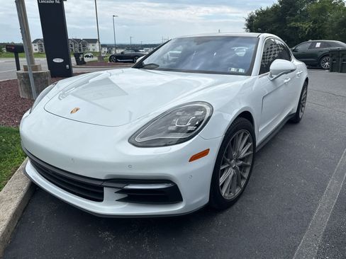 Used 2017 Porsche Panamera 4S AWD/4WD image 4