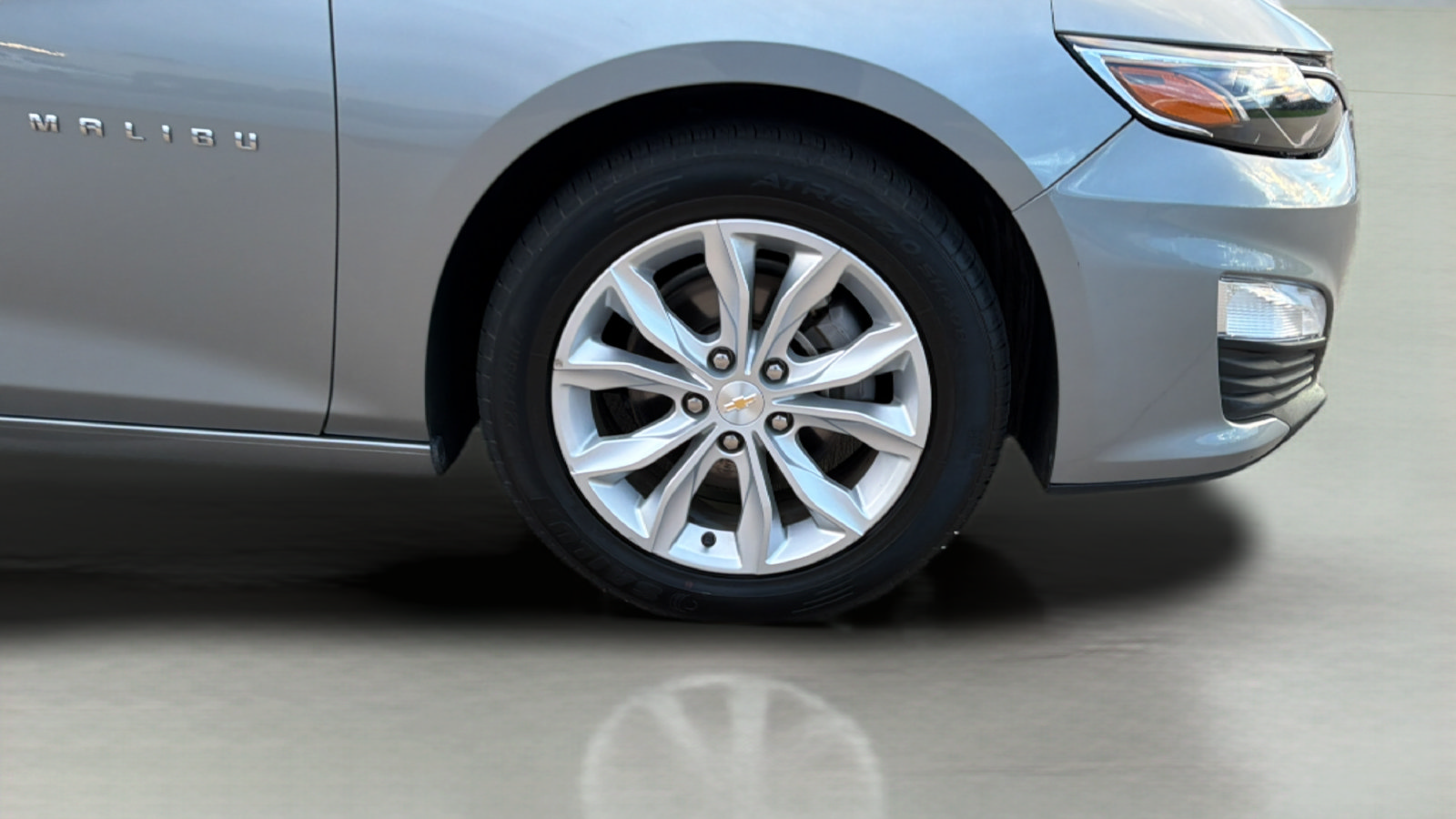 Used 2024 Chevrolet Malibu LT FWD image 10