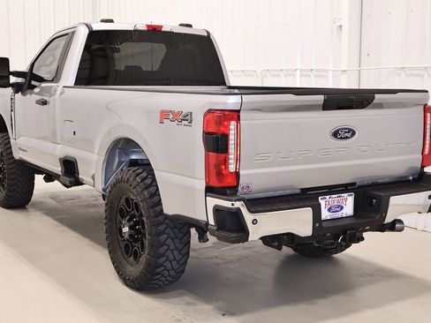 Certified 2023 Ford F350 XLT w/ 360-Degree Camera Package AWD/4WD image 8