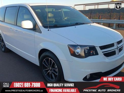 Used 2019 Dodge Grand Caravan GT FWD image 1