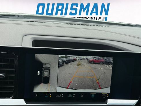 Used 2023 Chevrolet Silverado 1500 High Country w/ High Country Premium Package image 14