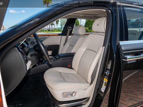 Used 2014 Rolls-Royce Ghost image 6