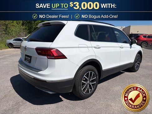 Used 2021 Volkswagen Tiguan SE w/ Panoramic Sunroof Package image 5