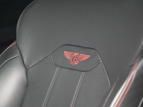 Certified 2021 Bentley Bentayga image 22