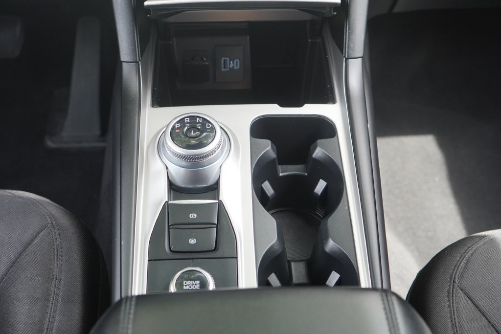Used 2022 Ford Explorer XLT AWD/4WD image 21