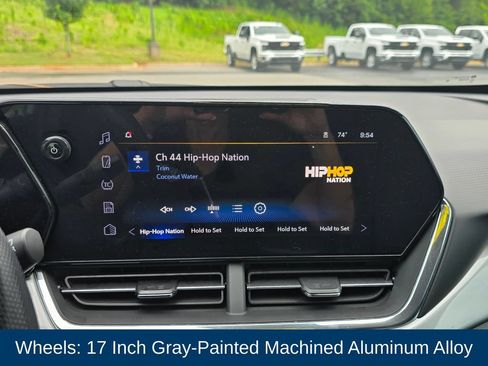 Used 2025 Chevrolet Trax LT w/ Driver Confidence Package FWD image 25