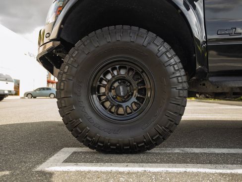 Used 2013 Ford F150 Raptor w/ Luxury Equipment Group AWD/4WD image 14