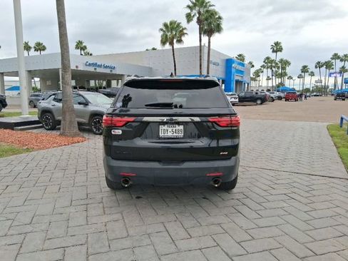 Used 2023 Chevrolet Traverse RS w/ LPO, Floor Liner Package FWD image 6