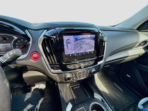 Used 2021 Chevrolet Traverse Premier w/ Redline Edition AWD/4WD image 15