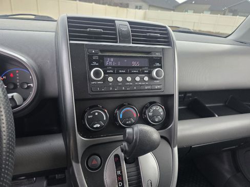 Used 2010 Honda Element EX image 17