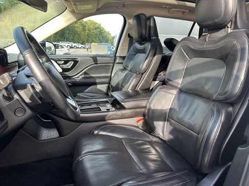 Used 2020 Lincoln Aviator Reserve w/ Equipment Group 202A image 39